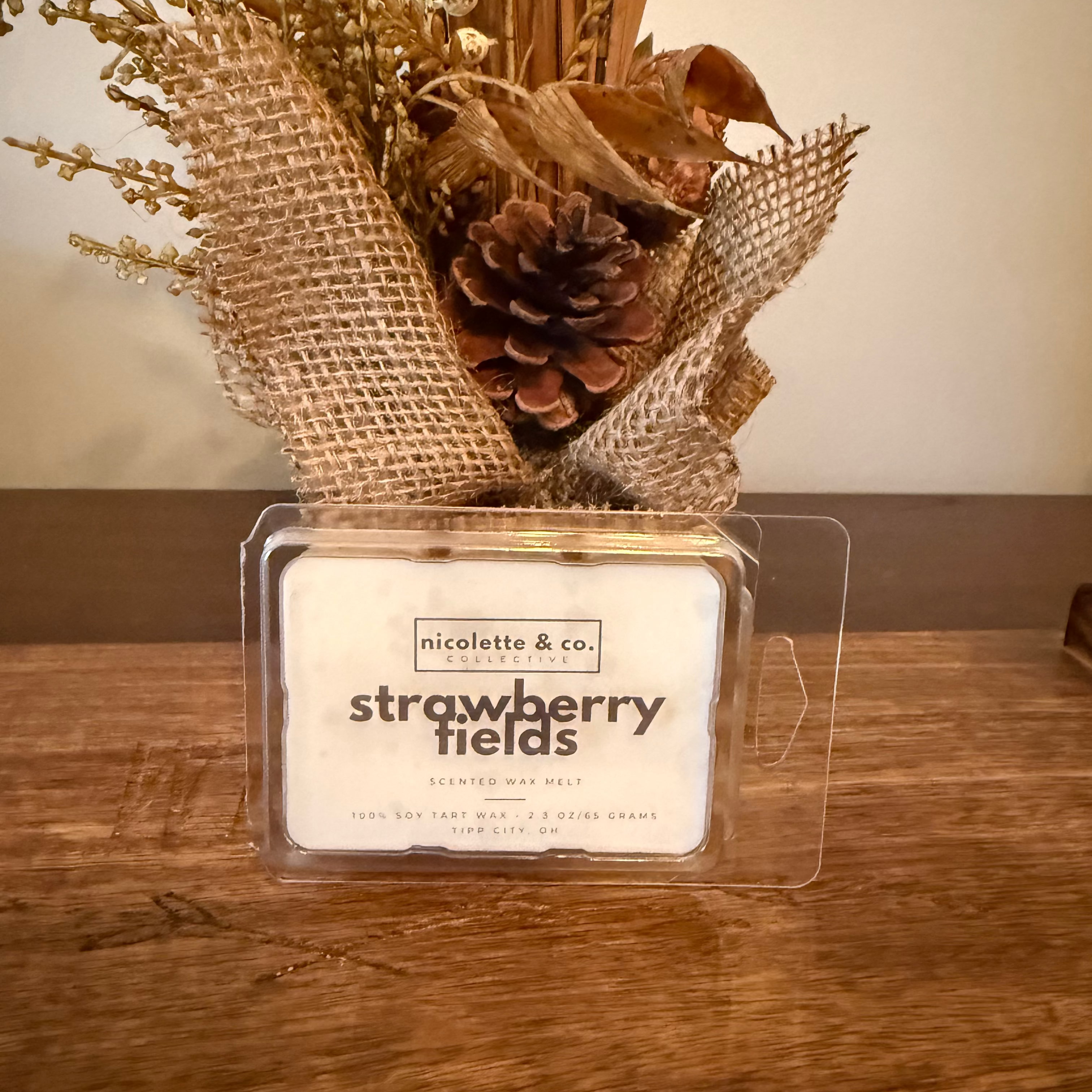 strawberry fields wax melt