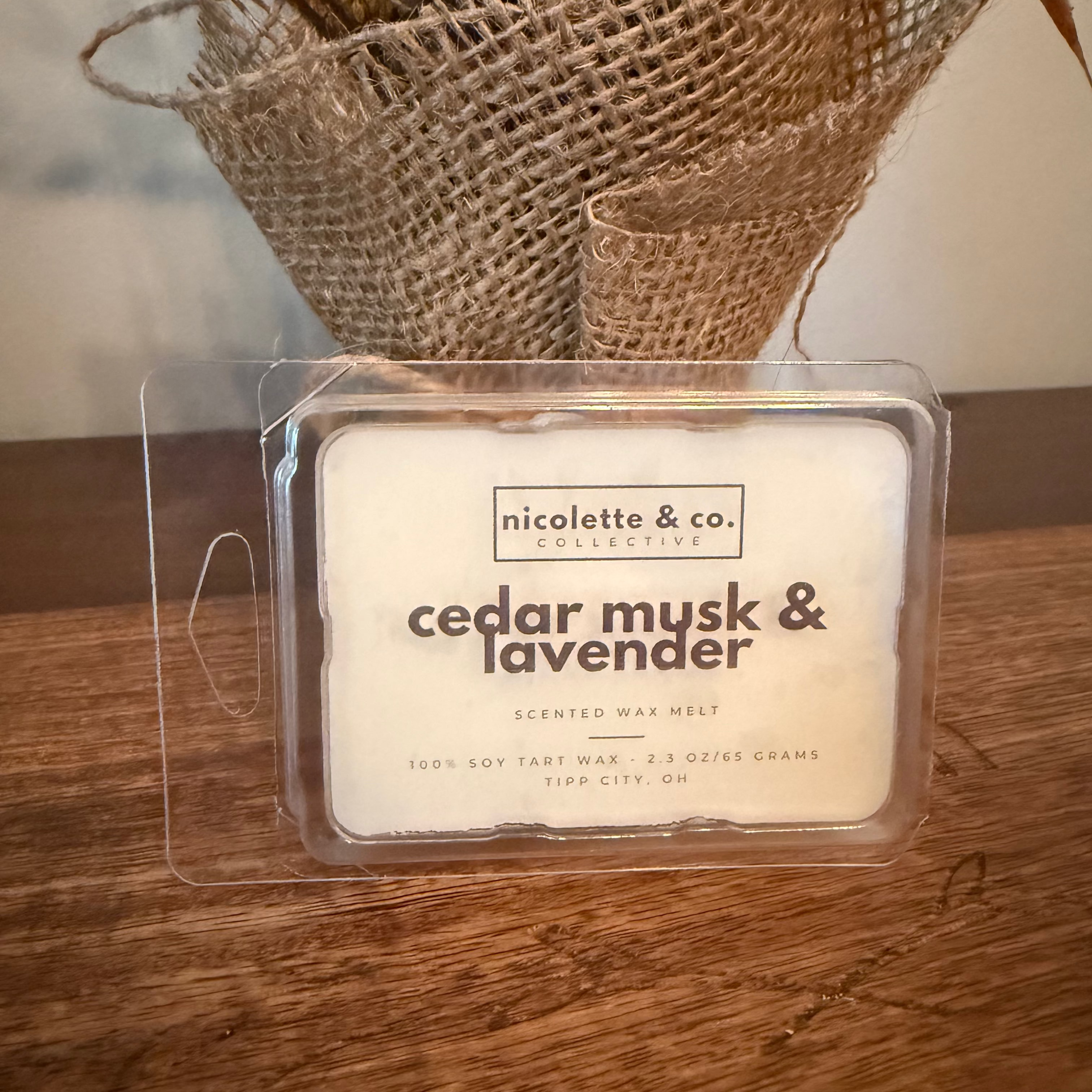 cedar musk & lavender wax melt