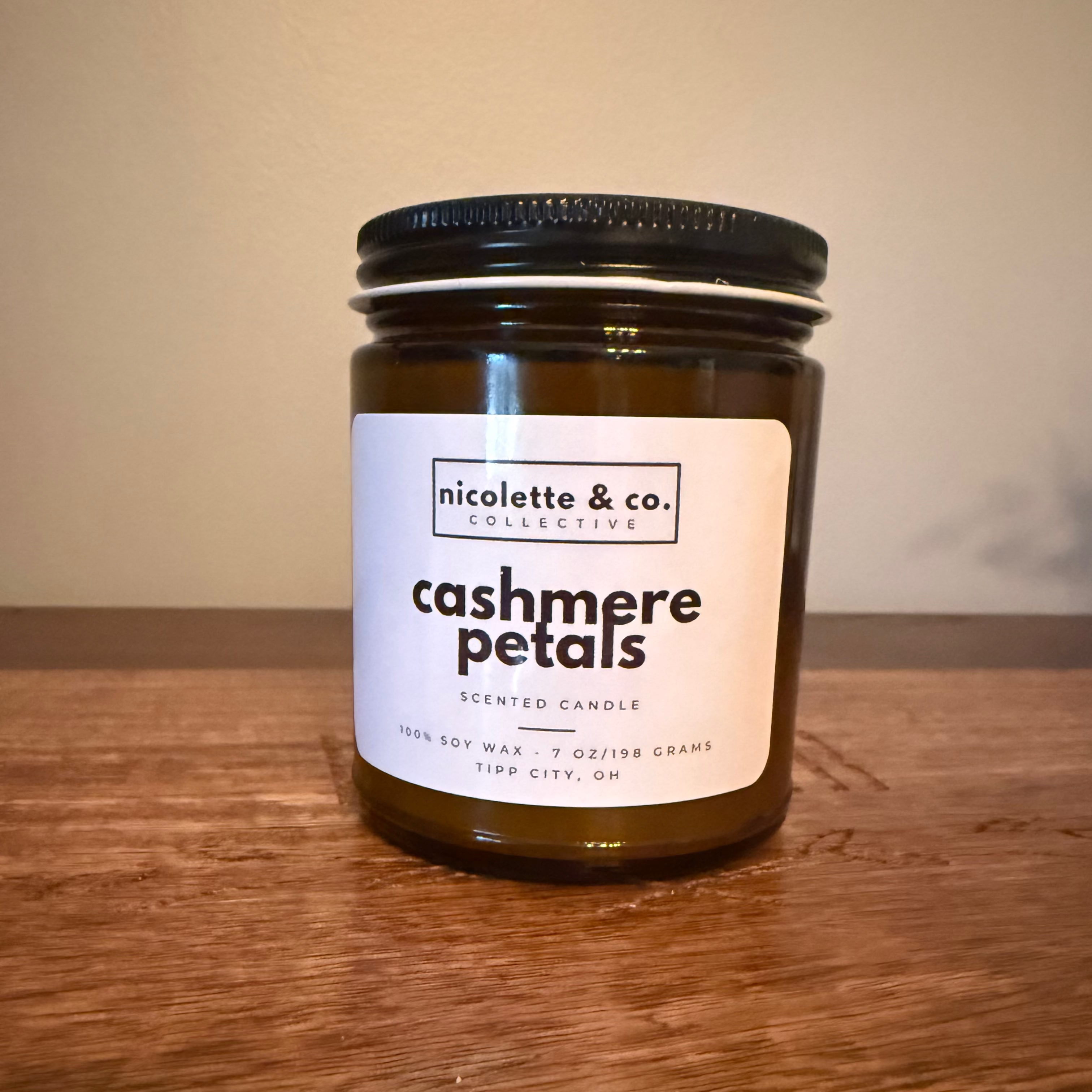 cashmere petals candle